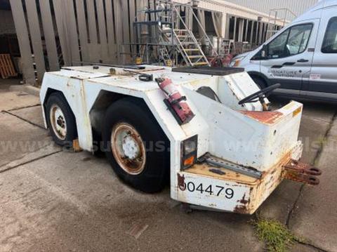 1981 Stewart & Stevenson Aircraft Tow Tractor
