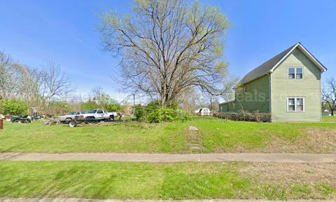 Residential City-lot in Anderson, IN, 40.2 Miles North-East of Indianapolis