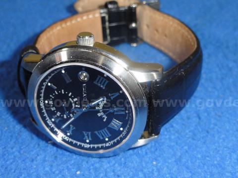 Invicta (French Ebauche) Automatic Stainless Steel Watch Black Leather Strap Sapphire