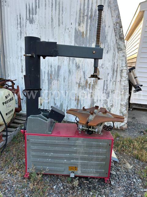 Ranger Products Rim Clamp Tire Changer – Wheel Service Machine (Untested)
