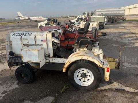 2004 Tug Baggage Tractor