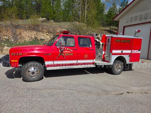 1984 GMC 3500 4WD Wildland Fire Truck - Engine Series V-8 7.4 L