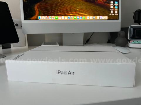 #4 Apple iPad Air 3 256GB - Space Gray - With ORIGINAL BOX