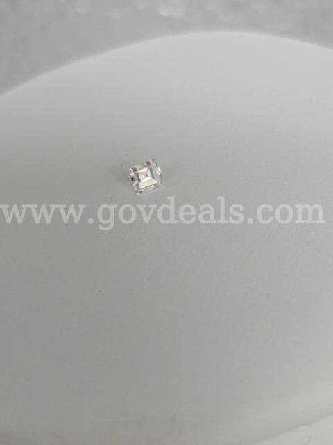 .07 Brilliant Cut White Diamond       Investment