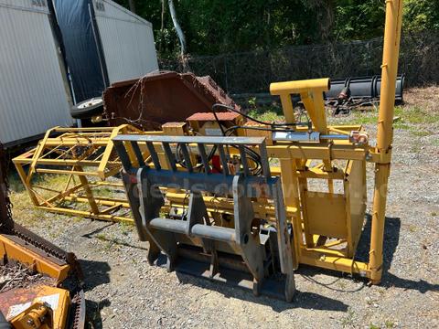 Fence Hog Installink SR Model 1200 Hydraulic Skid Steer Fence Installation Attachment