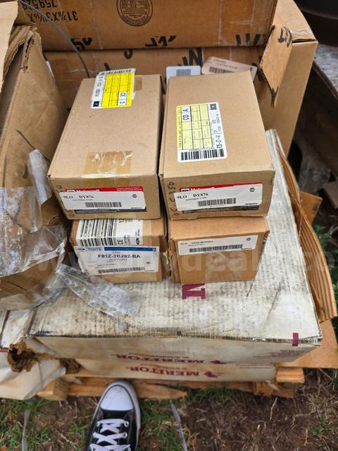 Lot of New Miscellaneous Auto Parts (AKA Pallet #3)