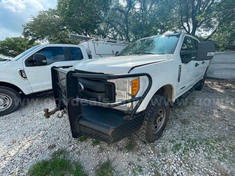 2017 Ford F-350 SD XL Crew Cab 4WD