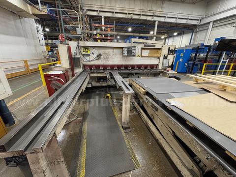 Cincinnati 1000 Series Hydraulic Shear with Loading Table and Conveyor