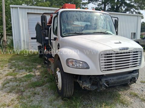 2014 Freightliner Grapple Truck