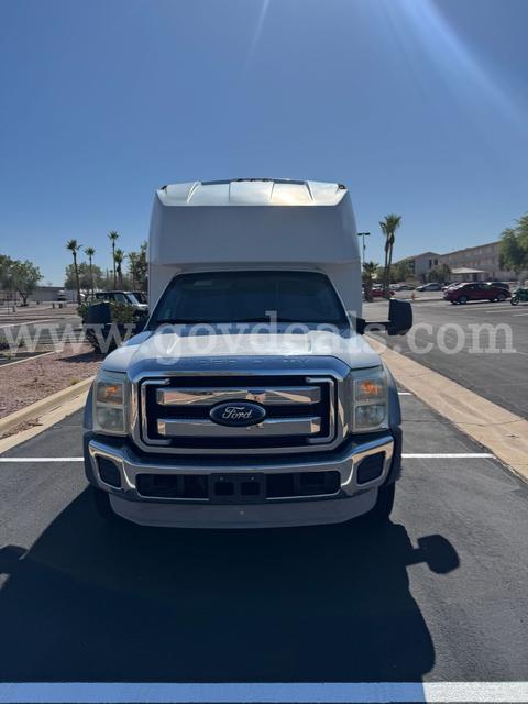2011 Ford F-550 29 Passenger Bus ***Low Miles 38,913**