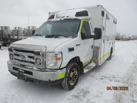 2013 Ford Econoline Demers - 6.8L V10 SOHC 20V