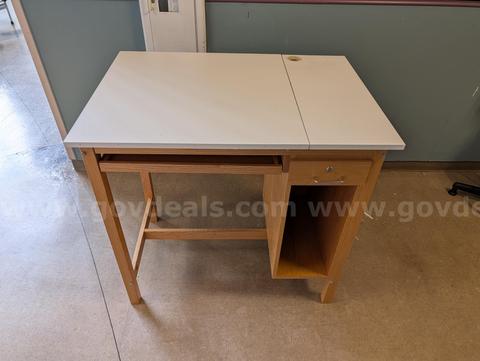 Drafting Desk/Tables Qty: 15