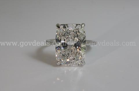 14K Gold 8.18 Carat Diamond Ring With IGI Certificate