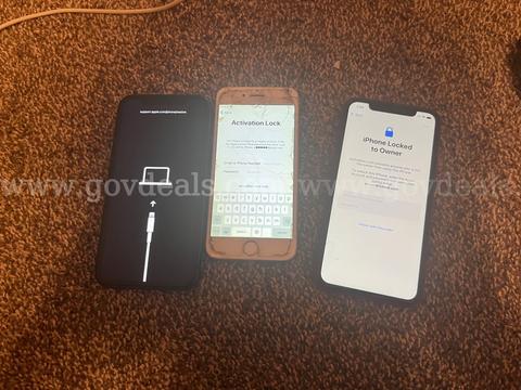 Lot of 3 iphones for parts