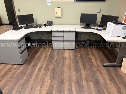 3-piece u-shaped workstation desk