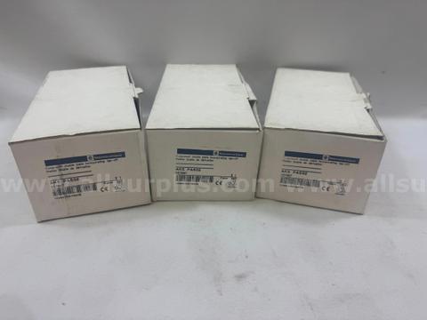 *NEW* (LOT OF 3) TELEMECANIQUE / SCHNEIDER ELECTRIC AK5 PA532