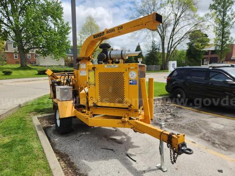 2002 BRUSH BANDIT 250xp