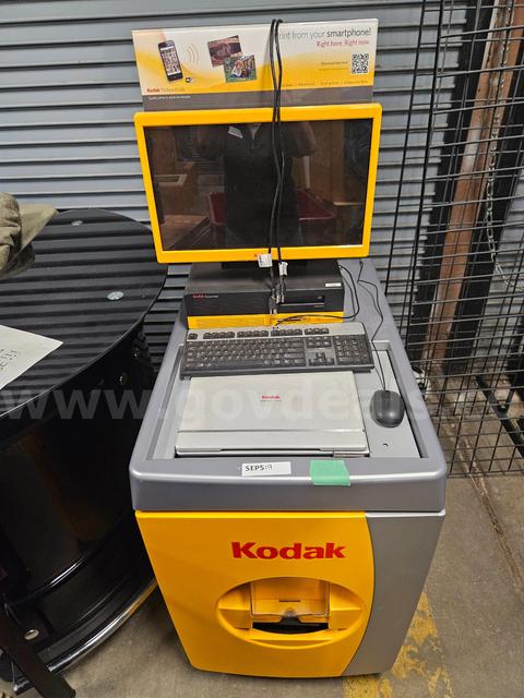 Kodak Kiosk Photo Printing Station with Supplies