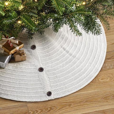 Brand New - Christmas Tree Skirt 32 inches Cable Knitted Thick Knit White Tree Skirts - Shipping Available