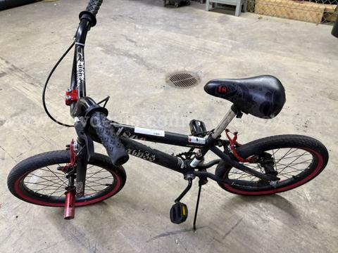 18" Boys Kent Abyss Bike