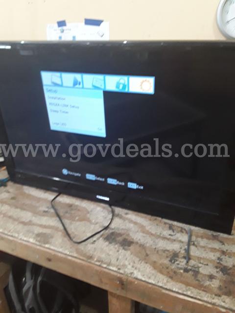 39" Flat Screen TV
