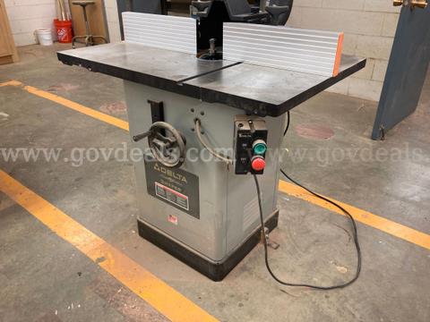 Delta 43-423 Shaper and Porter Cable 75182 Table Router