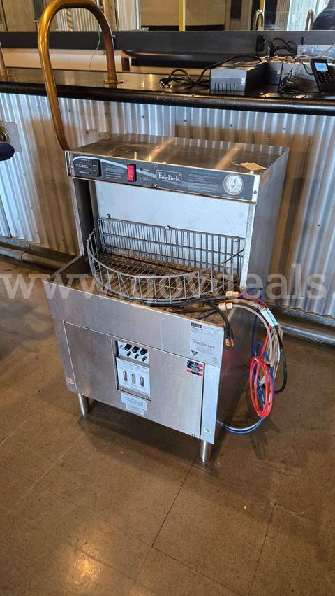 Perlick PKBR24 Low Temp Rotary Undercounter Glass Washer with 720 Glasses per hour Capacity