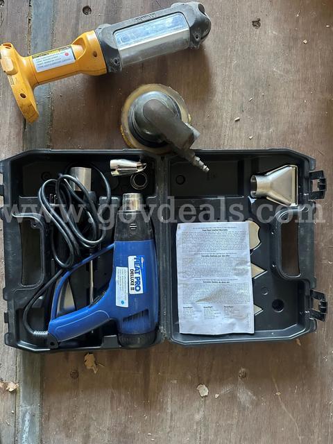 1 Light Fluorescent Cordless, 1 Sander Orbital, 1 Heat Gun
