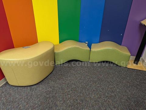 Wavy Children's Seating