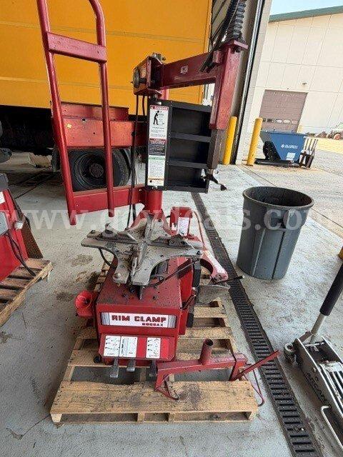 Coats Tire Changer