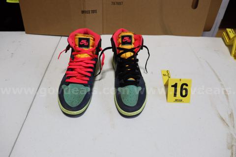Jordan 1's Neon Colors Size 11