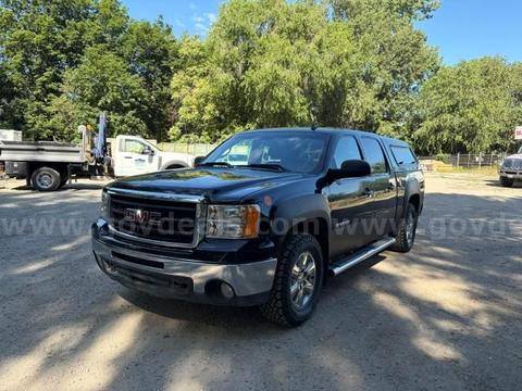 2011 GMC Sierra 1500 4WD CREW CAB PICKUP 4-DR, - 4.8L V8 OHV 16V