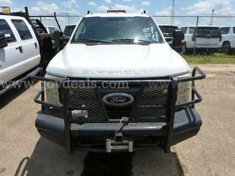 2017 Ford F-350 SD w/ Flatbed