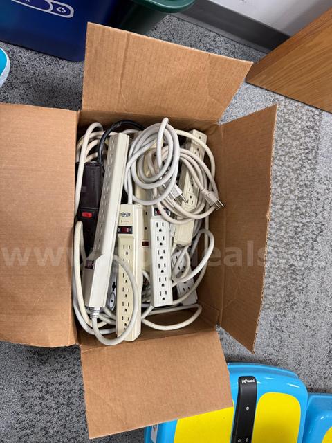 1 lot of 20 used Surge/ power strips