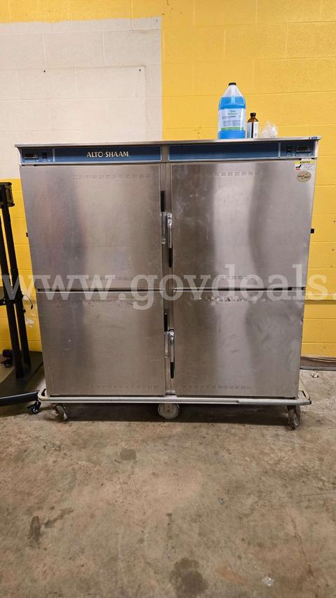 ALTO SHAAM 1000-BQ2/192 HALO HEAT BANQUET CART