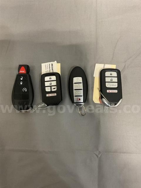 Lot of 11 Car Key Fobs