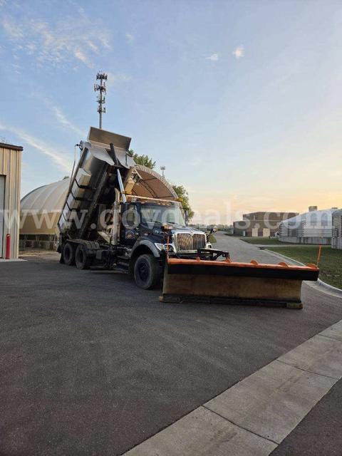 2007 International WorkStar 7600 Tandem Axle Dump Truck w/Snow Removal Equipment