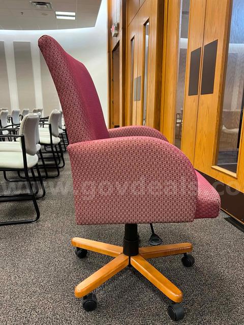 LOT OF 68 CHAIRS
