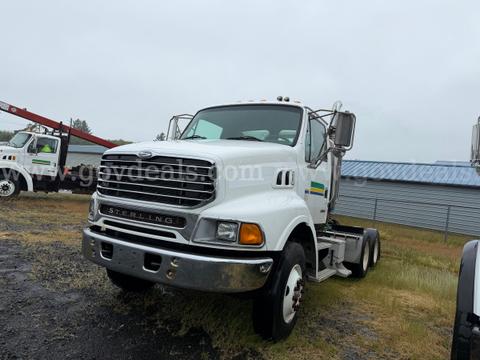 2006 Sterling AT9513 T/A Truck Tractor