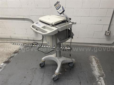 GE MAC5500 EKG MACHINE, SN#SCD07500771PA