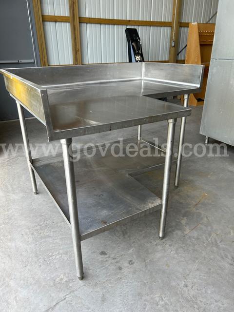 Corner Prep Table