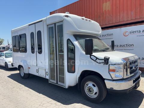 2018 Ford E350 Shuttle Bus