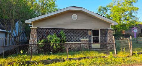 1430 Watts St Bessemer AL 35020 - 30 00 27 1 014 008.000