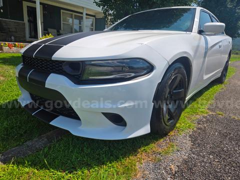 2017 Dodge Charger 5.7 Hemi Pursuit (See Test Drive Vehicle)