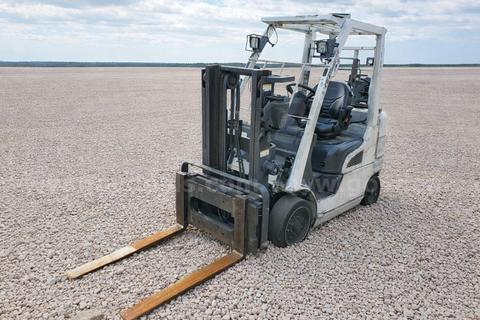 2015 Nissan MCP1F2A20, Forklift starts, runs and moves