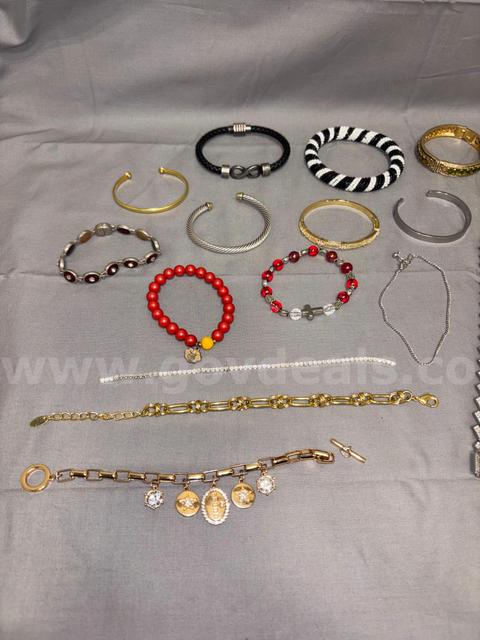 Bracelets, group of 19