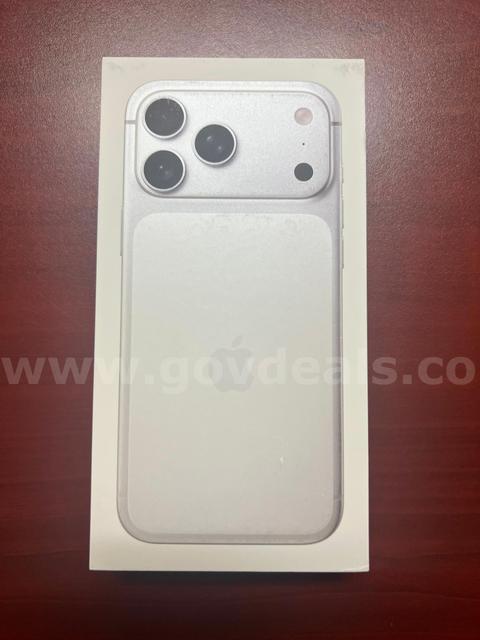 "Brand New in Box" Apple iPhone 17 Pro Max 256GB Silver