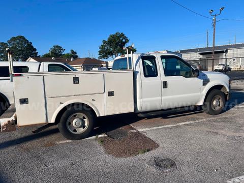 2008 F250 SUPER DUTY TRUCK (HCS-402)