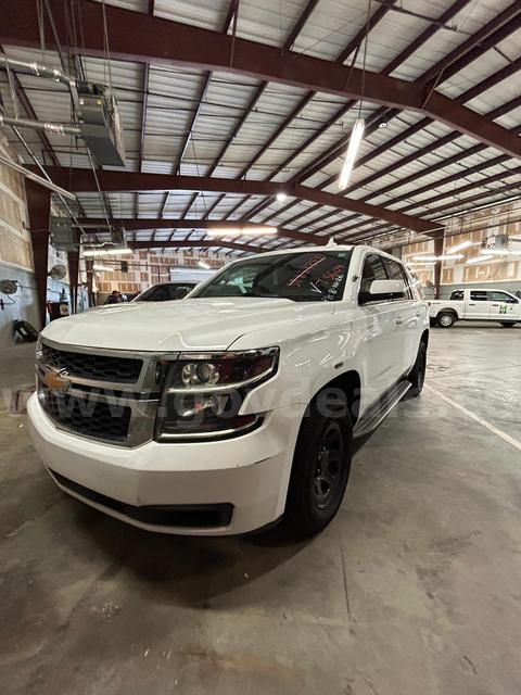 WHITE 2018 CHEVROLET TAHOE