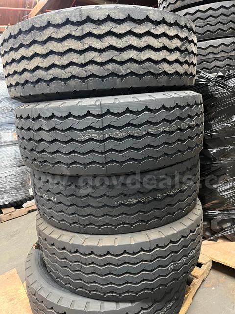 22 Tiers Of Milestar BS622 Premium Wide Base Performance Radial Tire - 385/65R22.5 129H